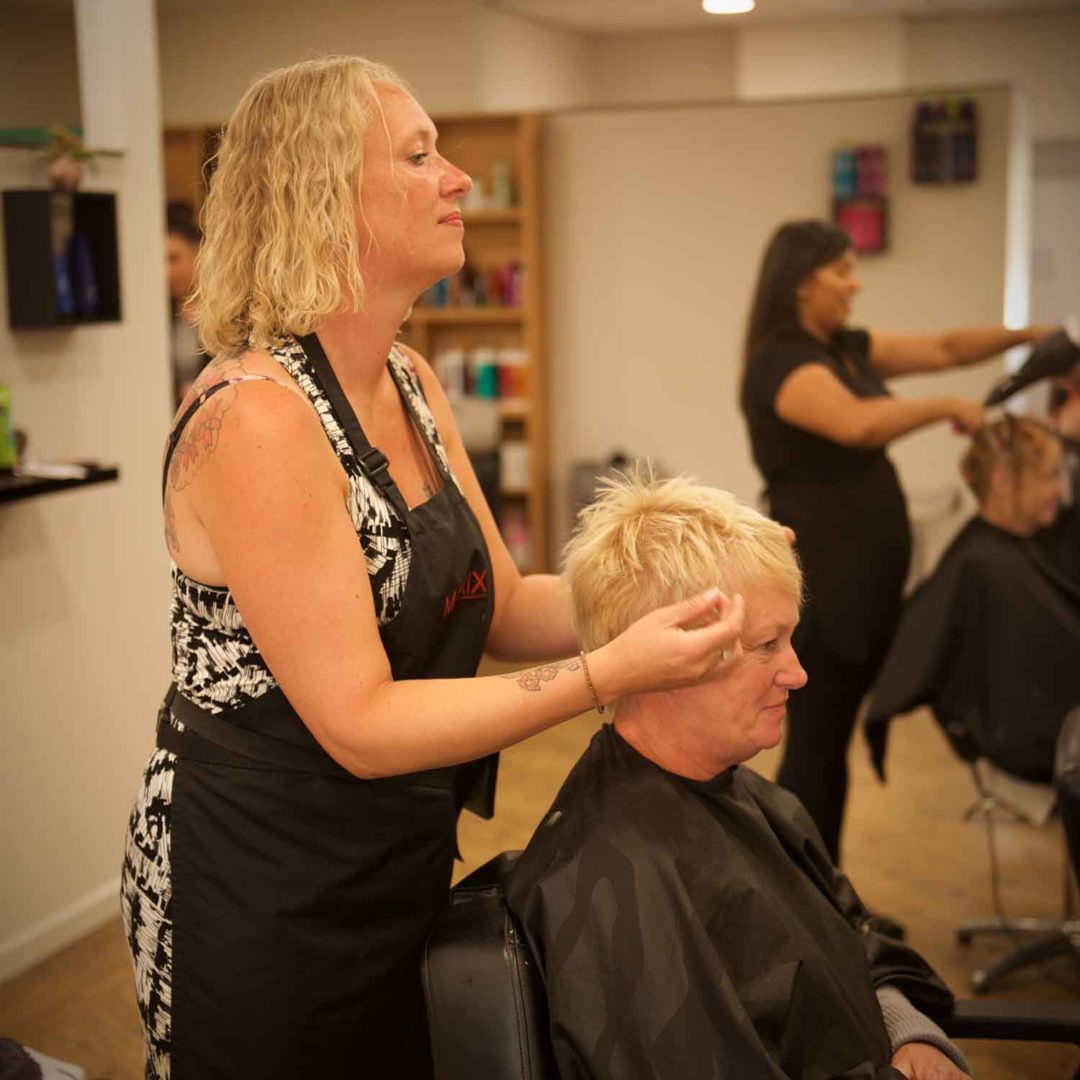 Bedford Hairdressers Elliotts Hairdressing Salon