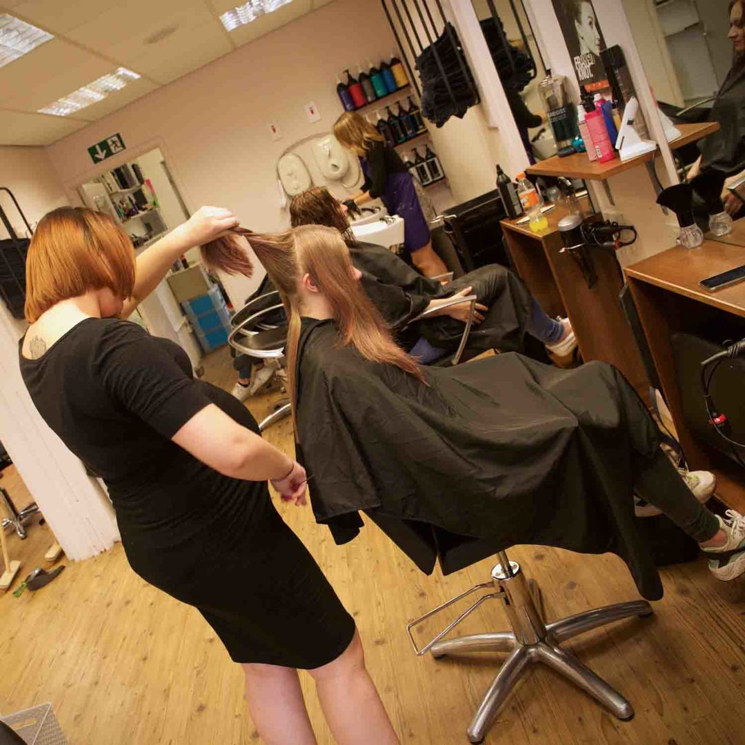 Milton Keynes Hairdressers Elliotts Hairdressing Salon